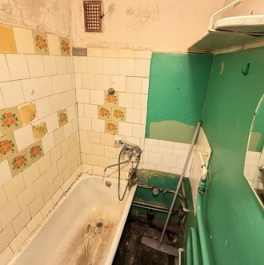 Продажа 2-комн квартиры на вторичном рынке Витебский пр-кт,  д. 33,  к. 4