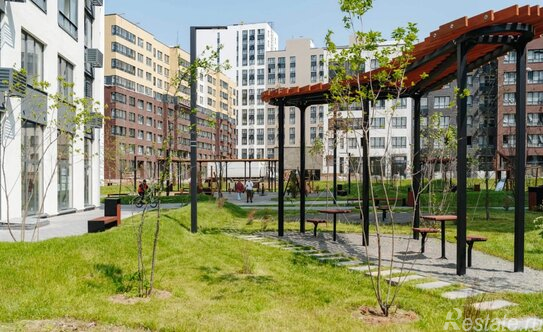 Продажа 3-комн квартиры на вторичном рынке Магеллана пр-т