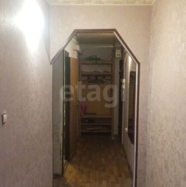 Продажа 2-комн квартиры на вторичном рынке Серпухов, ул Космонавтов,  д. 15а