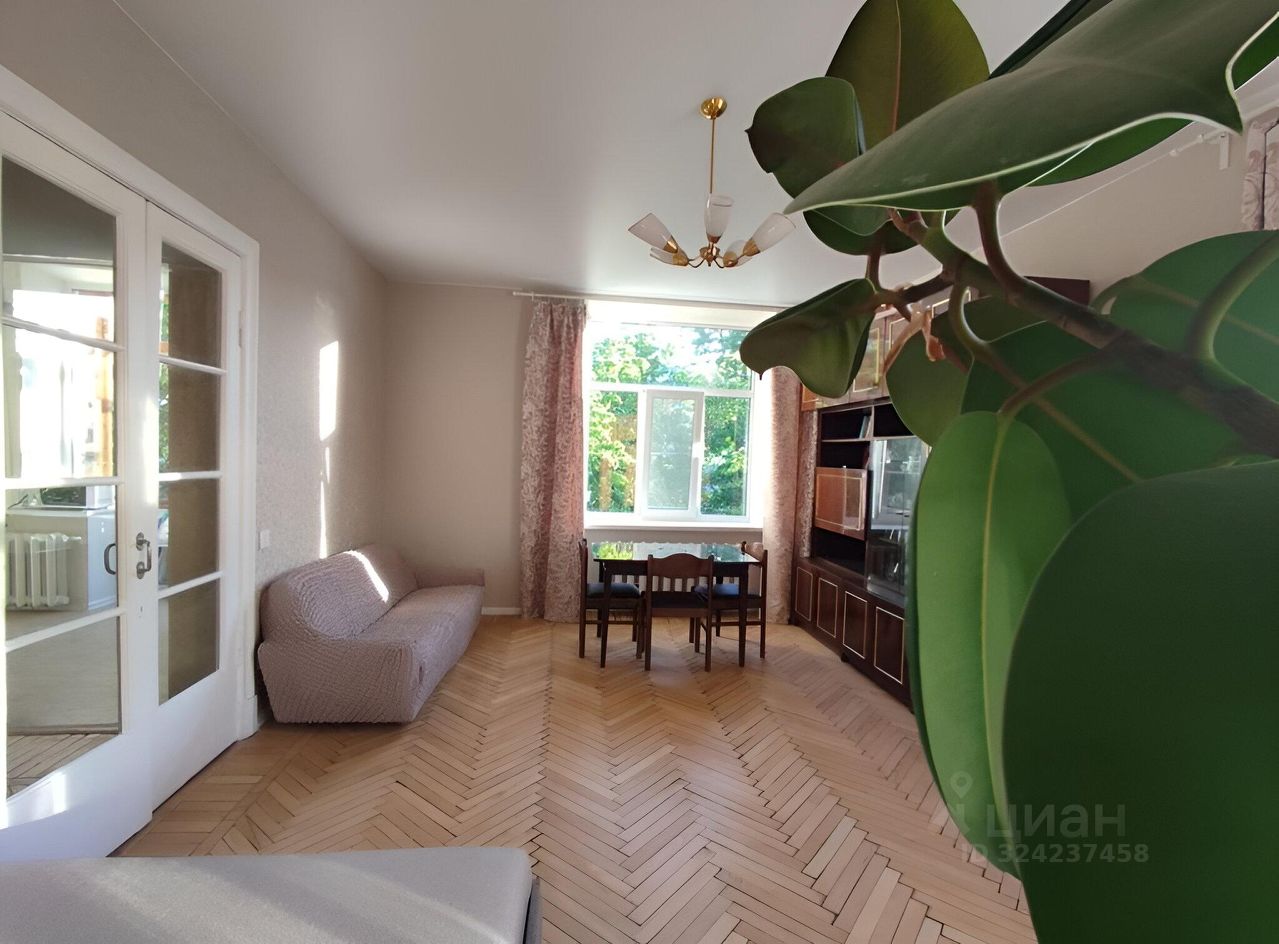 Продажа 1-комн квартиры на вторичном рынке Алтайская улица, 7