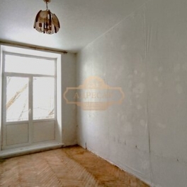 Продажа 2-комн квартиры на вторичном рынке улица Федосеенко,  д. 26