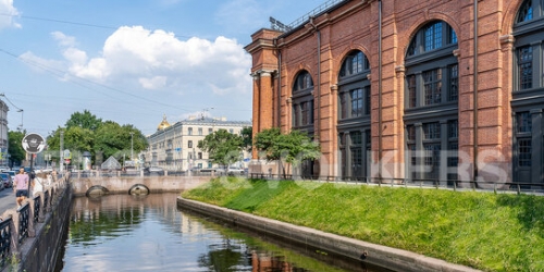 2-комн квартира Галерная улица,  д. 40
