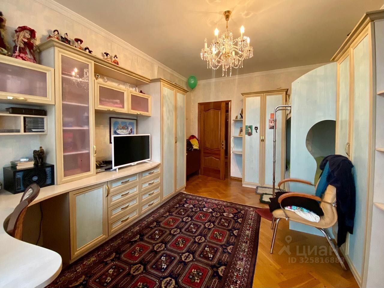 Продажа 5-комн квартиры на вторичном рынке Ленинский проспект, 57