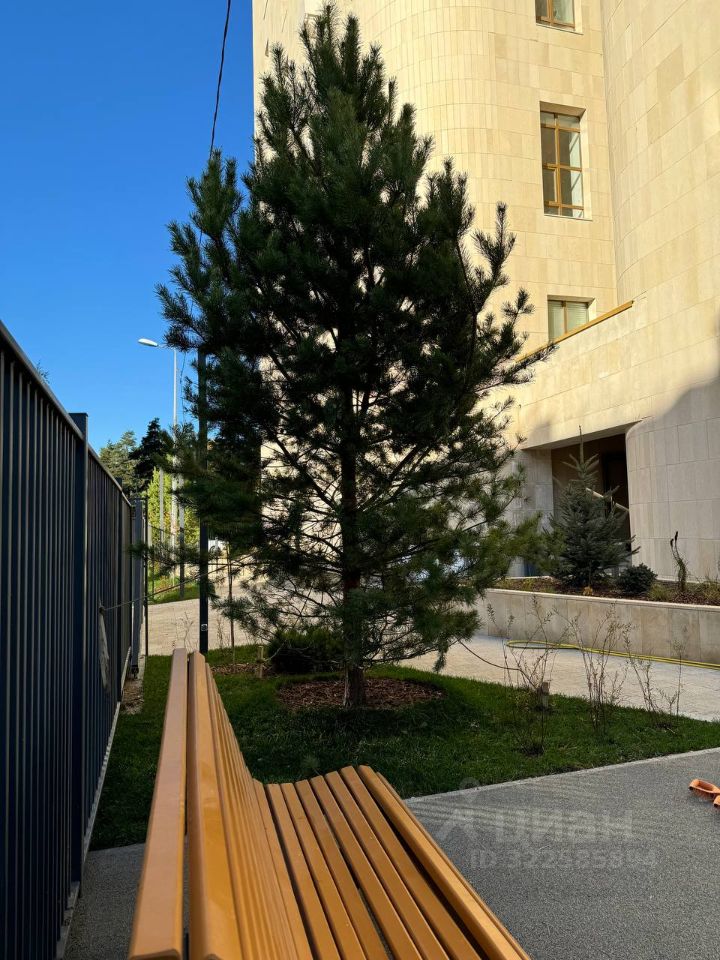 Продажа 3-комн квартиры на вторичном рынке Светлановский проспект, 45