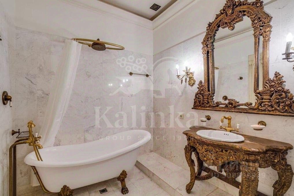 Продажа 3-комн квартиры на вторичном рынке улица Малая Молчановка, 6