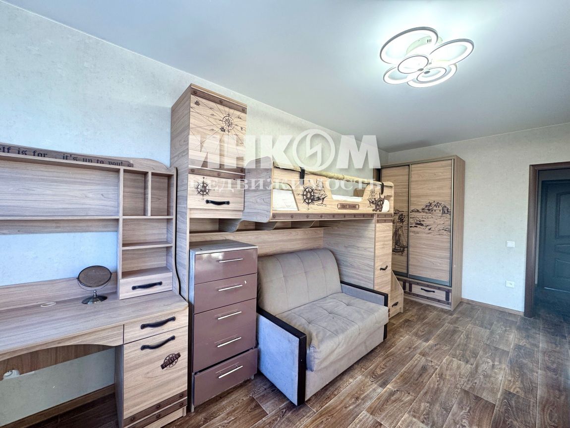 Продажа 2-комн квартиры на вторичном рынке Красногорск, Вокзальная улица, 19а