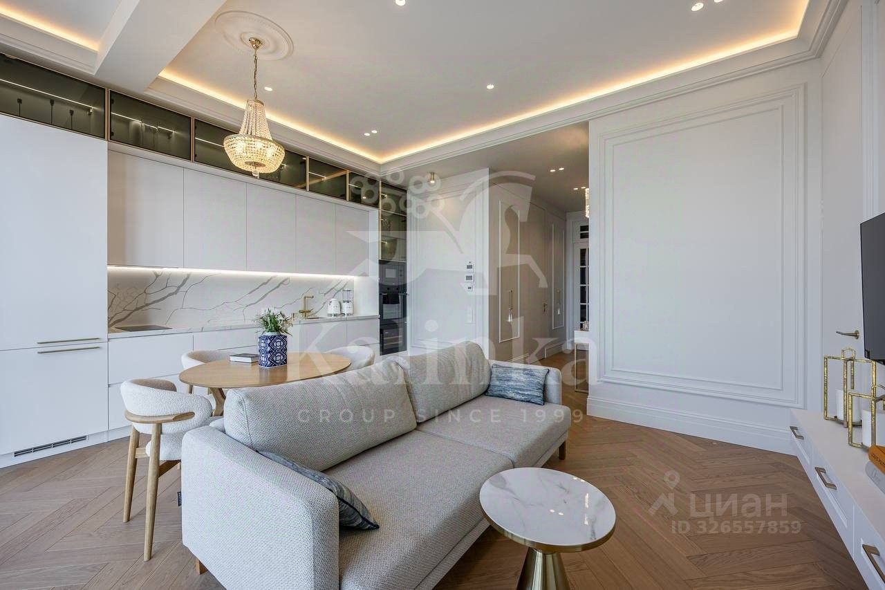 Продажа 2-комн квартиры на вторичном рынке улица Виктора Маслова, 2