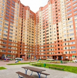 Продажа 2-комн квартиры на вторичном рынке Сходня, улица Мичурина,  д. 15