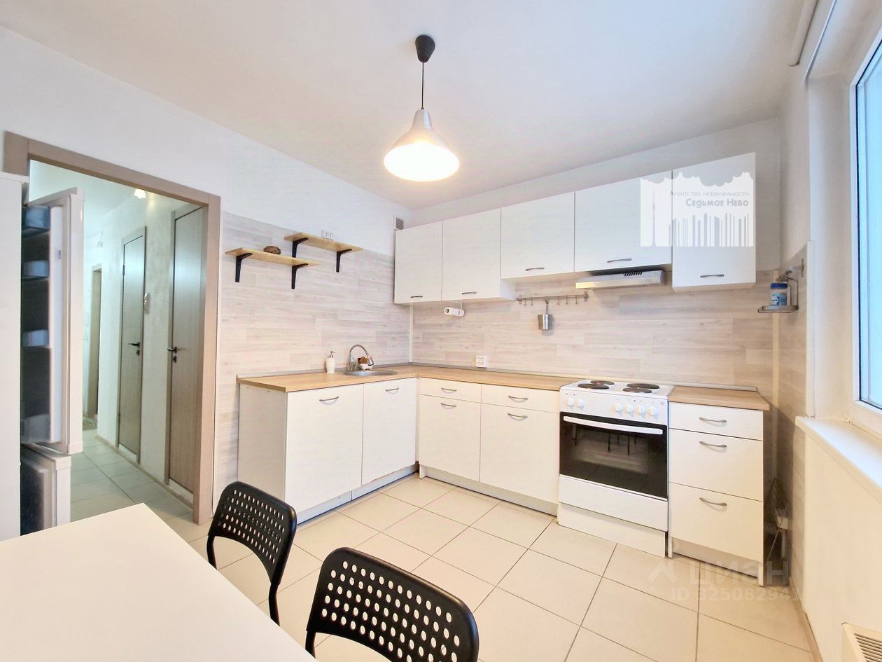 Аренда 3-комн квартиры на вторичном рынке Большая Марфинская улица, 1к2