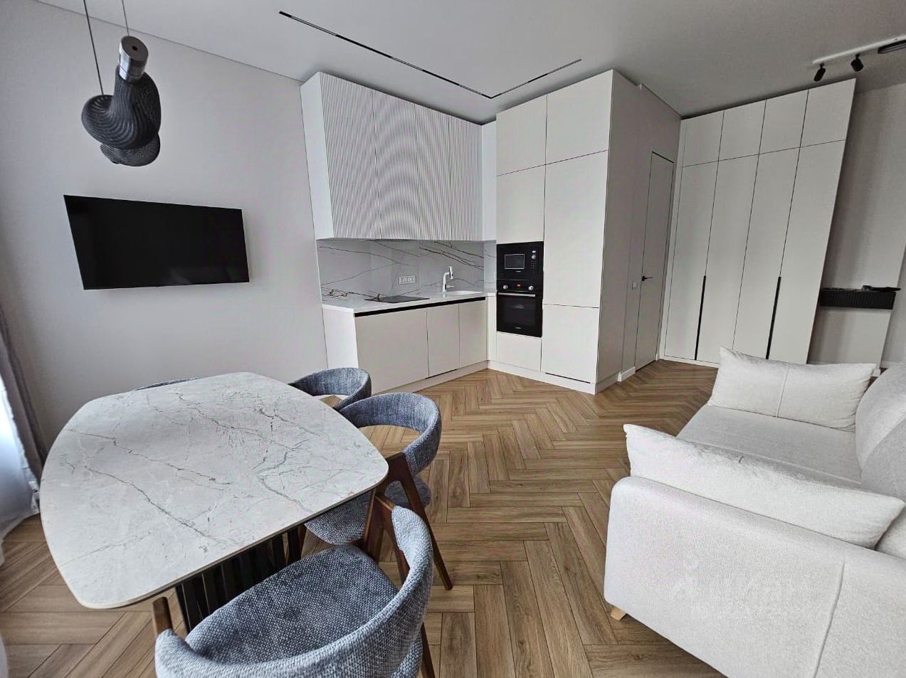 Аренда 2-комн квартиры на вторичном рынке Шелепихинская набережная, 40к2