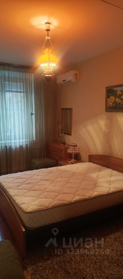 Аренда 2-комн квартиры на вторичном рынке Фрунзенская набережная, 14