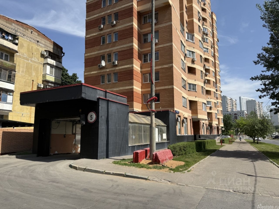 Продажа гаража Карамышевская набережная,  д. 4 к1