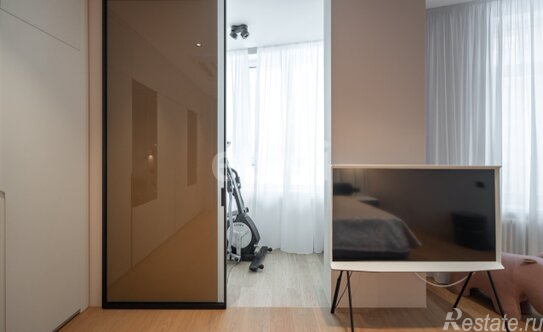 Продажа 3-комн квартиры на вторичном рынке ул Новоладожская,  д. 6,  к. 2