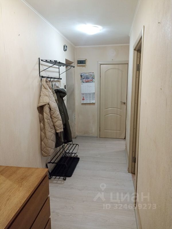 Продажа 2-комн квартиры на вторичном рынке улица Орджоникидзе, 63