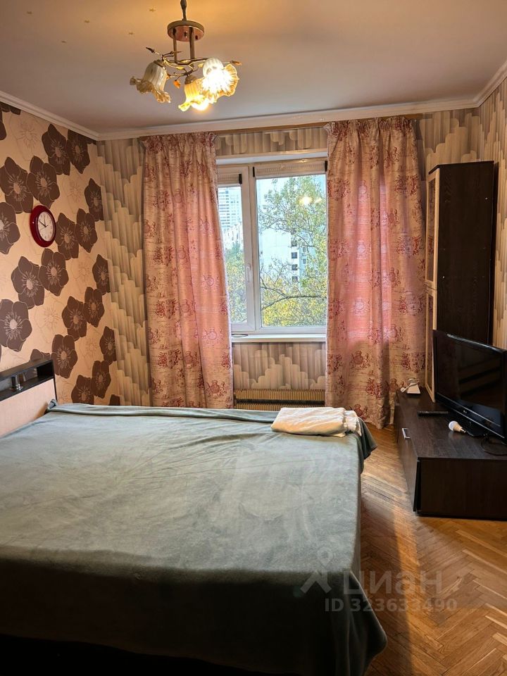 Аренда 1-комн квартиры на вторичном рынке улица Народного Ополчения, 24