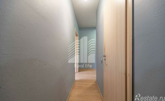 Продажа 1-комн квартиры на вторичном рынке Белые Столбы, ул Мечты,  д. 11,  к. 1