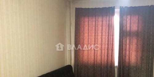 3-комн квартира улица Брусилова,  д. 15