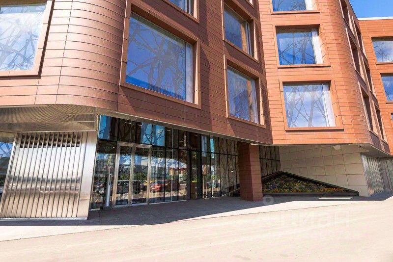 Продажа 4-комн квартиры на вторичном рынке Пречистенская набережная,  д. 5