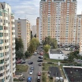 Продажа 2-комн квартиры на вторичном рынке улица Главмосстроя,  д. 10