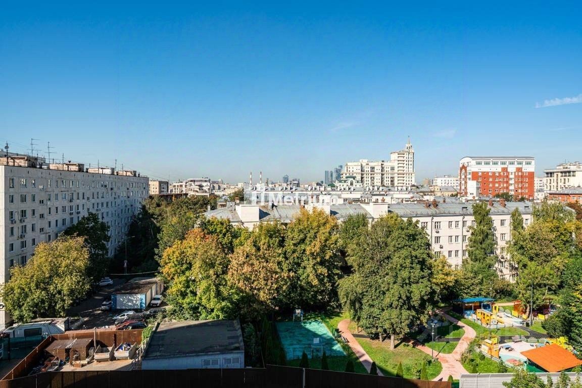 Продажа 5-комн квартиры на вторичном рынке улица Большая Полянка, 44
