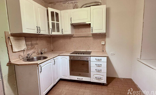 Продажа 1-комн квартиры на вторичном рынке Колпинское шоссе,  д. 59