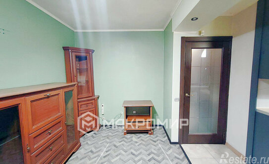 Продажа 3-комн квартиры на вторичном рынке Художников пр-кт,  д. 15,  к. 2