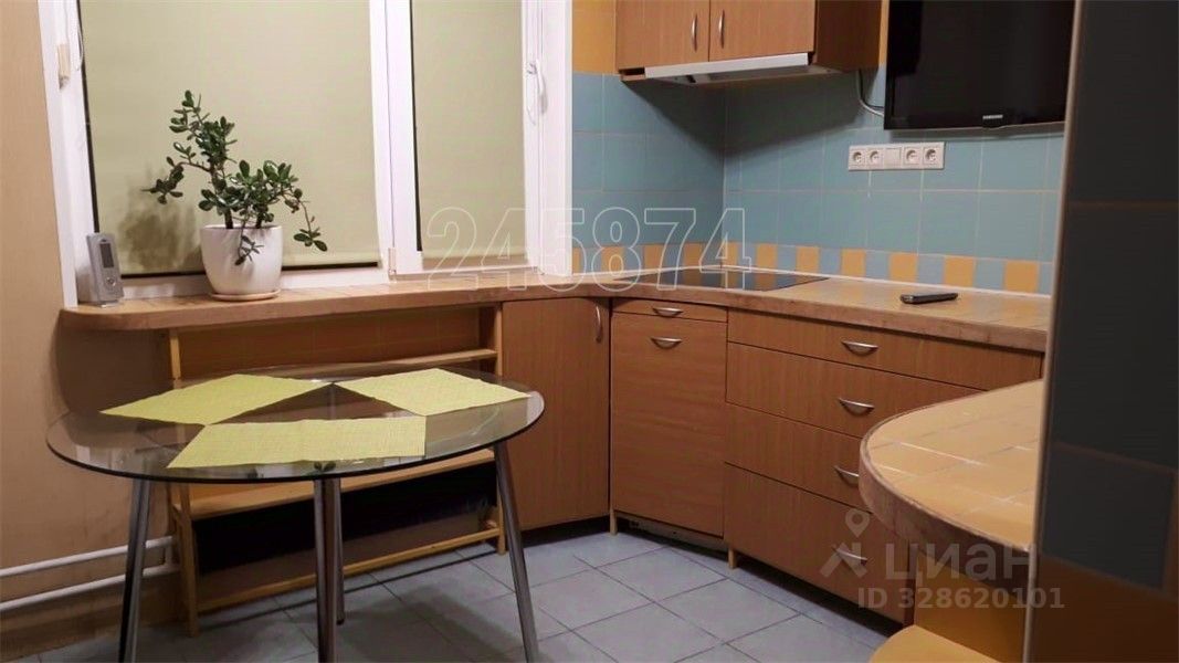 Аренда 1-комн квартиры на вторичном рынке улица Амундсена, 17К2