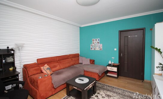 Продажа 3-комн квартиры на вторичном рынке Абрамцевская улица,  д. 18