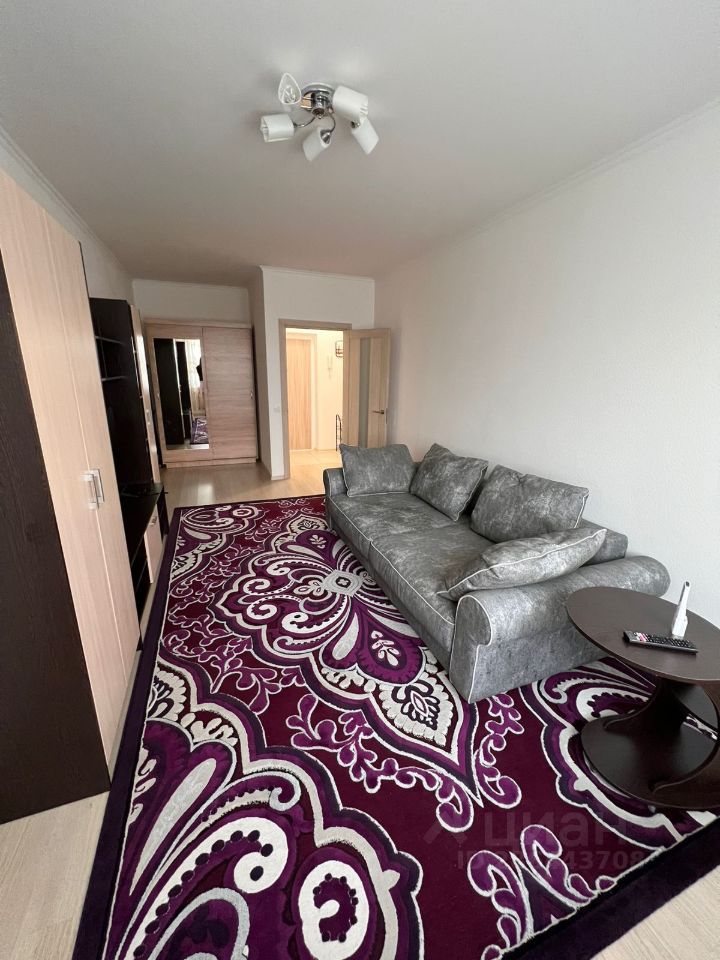 Аренда 1-комн квартиры на вторичном рынке Судостроительная улица, 17