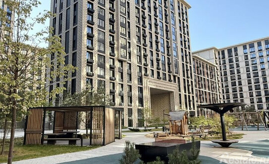 Продажа 3-комн квартиры на вторичном рынке Винницкая улица,  д. 8 к2