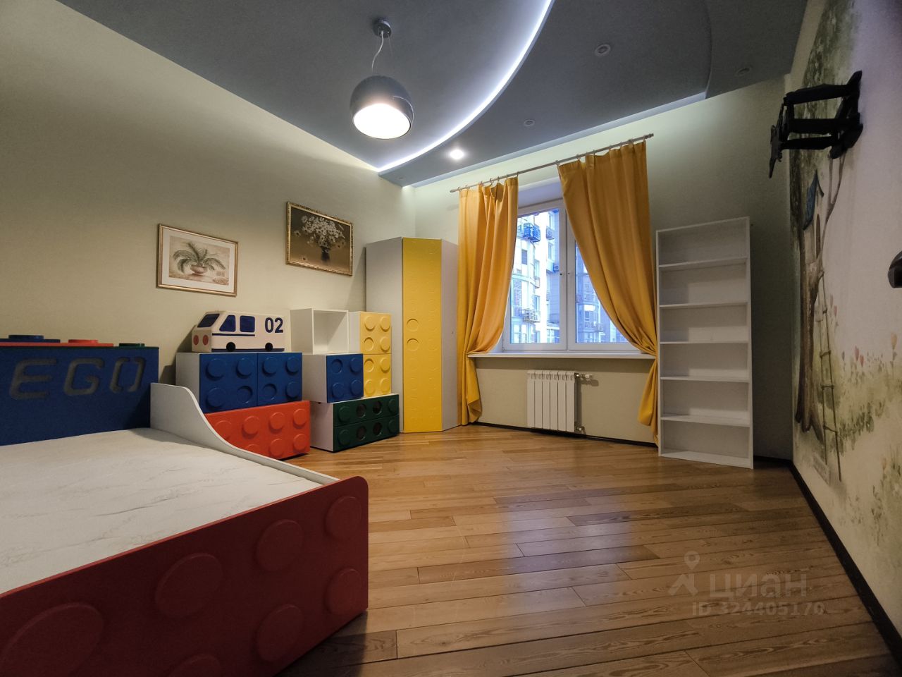 Продажа 3-комн квартиры на вторичном рынке Красногорск, улица Спасская,  д. 1к2