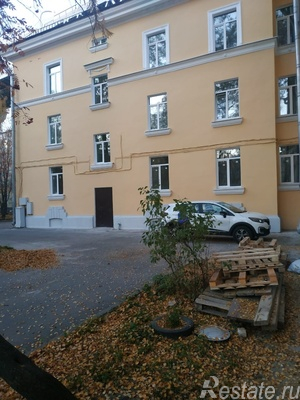 Продажа 3-комн квартиры на вторичном рынке Канонерский остров,  д. 16