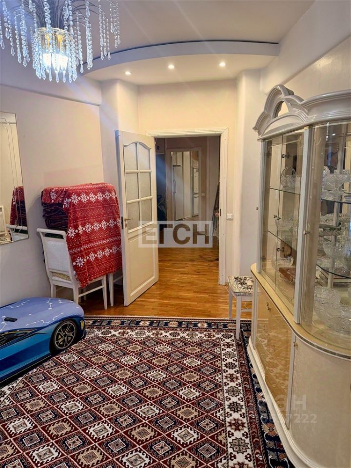 Продажа 3-комн квартиры на вторичном рынке Химки, улица Победы, 2/15