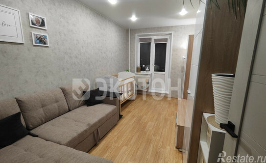 Продажа 3-комн квартиры на вторичном рынке Испытателей пр-кт,  д. 31,  к. 1