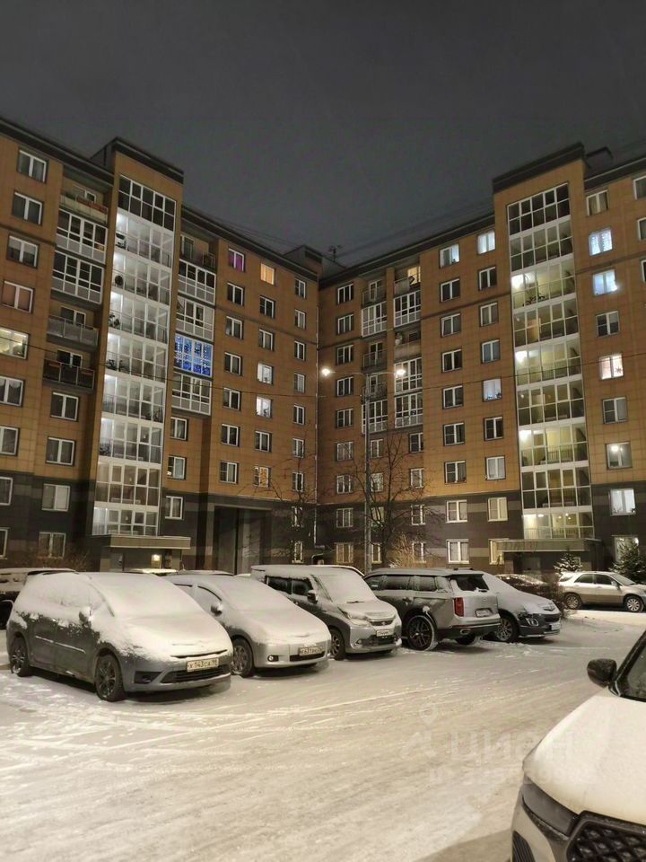 Продажа 2-комн квартиры на вторичном рынке пос. Шушары, Славянка тер., шоссе Колпинское, 36к1