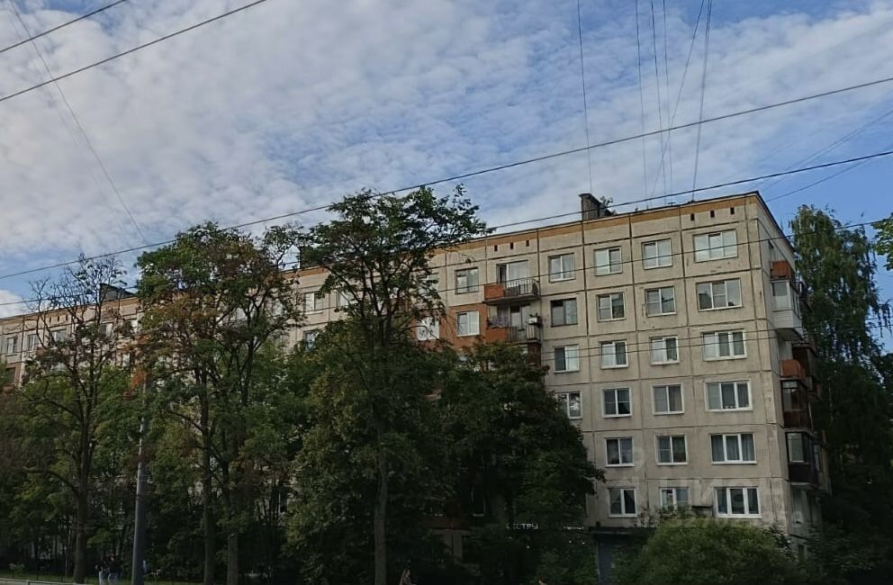 Продажа 3-комн квартиры на вторичном рынке проспект Науки, 18