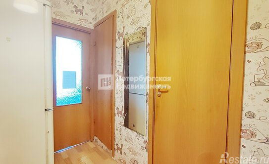 Продажа 1-комн квартиры на вторичном рынке Мебельная улица