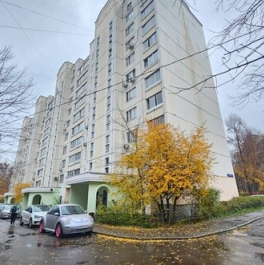 Продажа 2-комн квартиры на вторичном рынке Героев Панфиловцев ул,  д. 9 к3