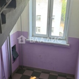 Продажа 2-комн квартиры на вторичном рынке ул Парковая 3-я,  д. 35