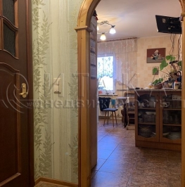 Продажа 4-комн квартиры на вторичном рынке Льва Мациевича,  д. 2