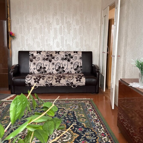 2-комн квартира Коломна, улица Октябрьской Революции,  д. 376