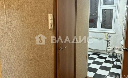 Продажа 1-комн квартиры на вторичном рынке Авиаконструктора Петлякова ул,  д. 11
