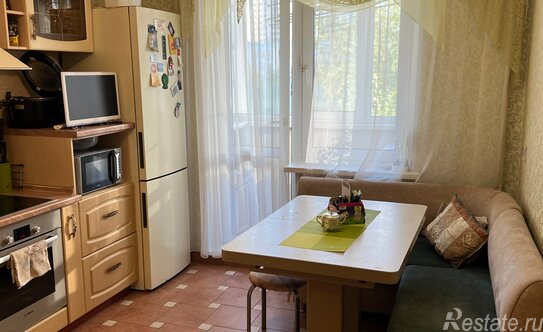 Продажа 3-комн квартиры на вторичном рынке улица Бехтерева,  д. 29 к2