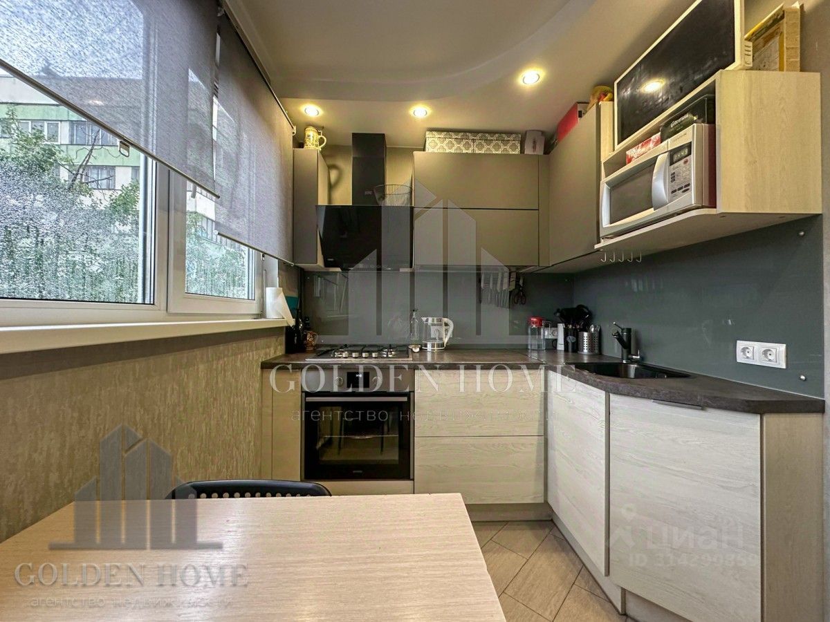 Продажа 2-комн квартиры на вторичном рынке улица Генерала Симоняка, 23