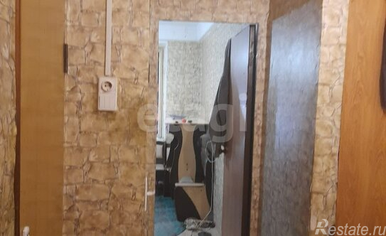 Продажа 1-комн квартиры на вторичном рынке Индустриальный пр-кт,  д. 28