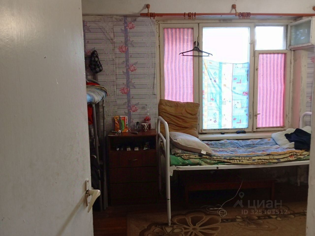 Продажа 1-комн квартиры на вторичном рынке пос. Первомайское, улица Ленина, 61