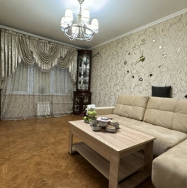 Продажа 3-комн квартиры на вторичном рынке Палехская улица,  д. 5