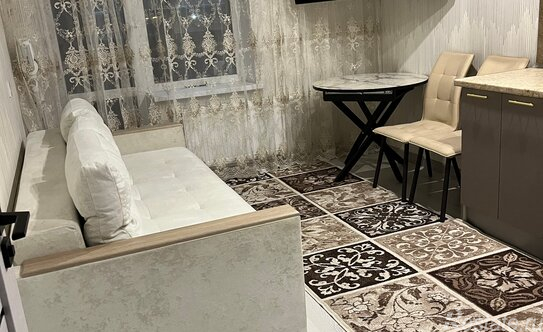 Продажа 1-комн квартиры на вторичном рынке улица Фёдора Котанова,  д. 5 к1