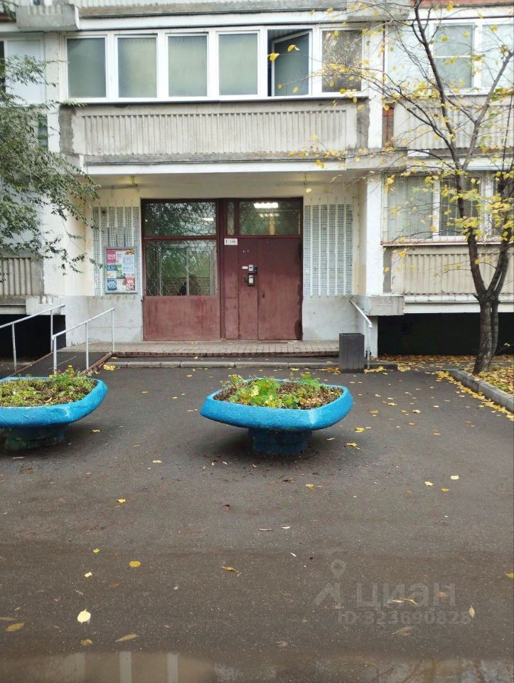 Продажа 2-комн квартиры на вторичном рынке улица Юных Ленинцев, 51К5