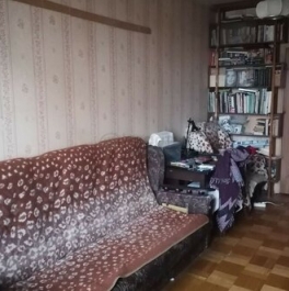 Продажа 3-комн квартиры на вторичном рынке Осенняя улица,  д. 22